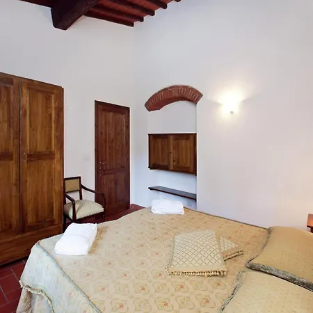 Pleasant With Swimming Pool Garden Bbq Parking Apartment *