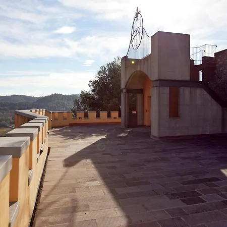 Apartment Pleasant With Swimming Pool Garden Bbq Parking *