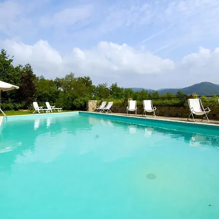 Pleasant With Swimming Pool Garden Bbq Parking Apartment Lucolena in Chianti