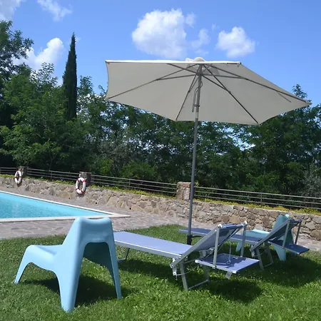 Pleasant With Swimming Pool Garden Bbq Parking *