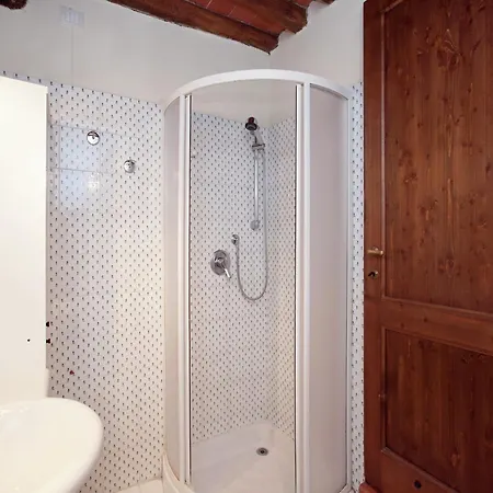 Appartement Pleasant With Swimming Pool Garden Bbq Parking