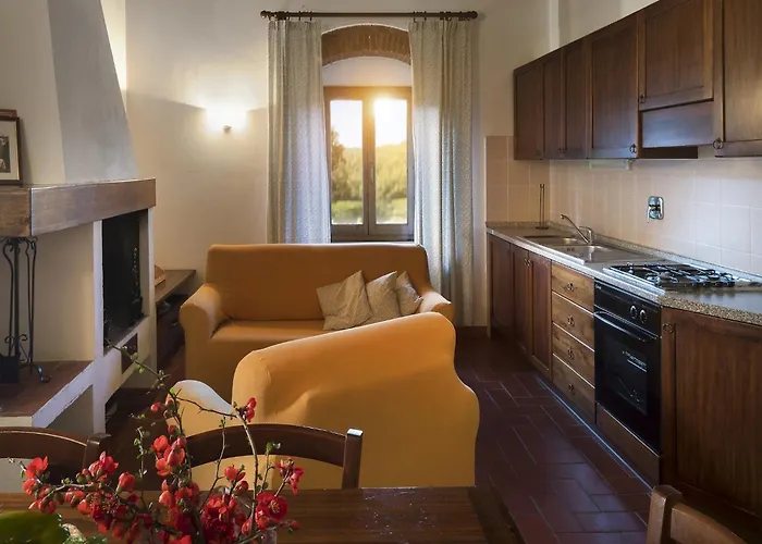 Pleasant With Swimming Pool,garden,bbq, Parking Apartamento Lucolena in Chianti