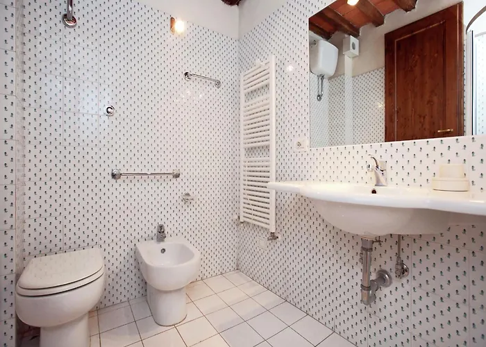 Pleasant With Swimming Pool,garden,bbq, Parking Apartamento