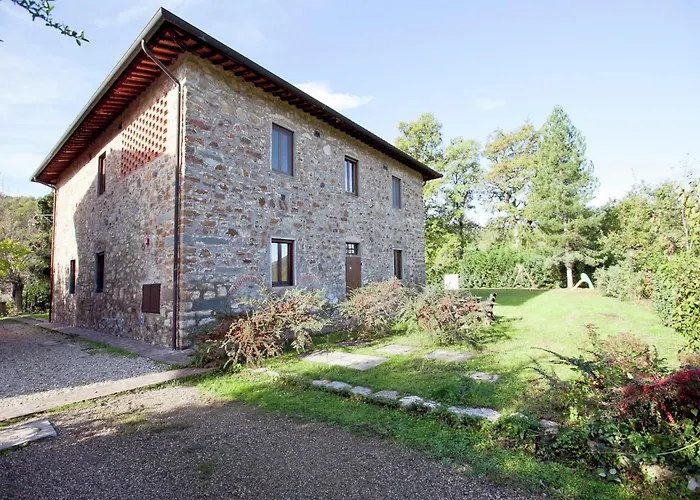 Pleasant With Swimming Pool,garden,bbq, Parking Apartamento