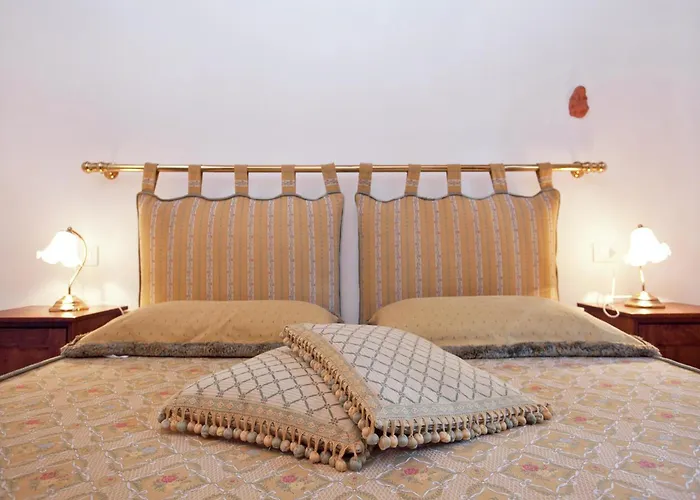 Pleasant With Swimming Pool,garden,bbq, Parking Apartamento Lucolena in Chianti